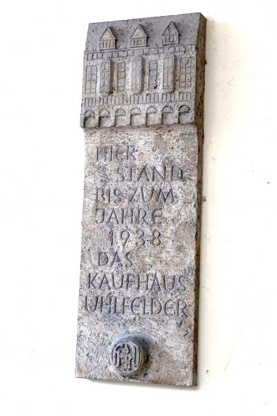 Denkmal Kaufhaus Uhlfelder (Foto: M. Pilgram)